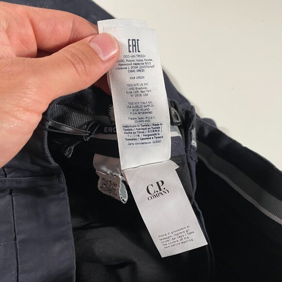 C.P. Company Ergonomic Cargo Goggle Pant Satin Stretch Navy mens size 30x32.5 - Picture 8 of 13